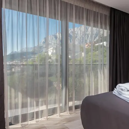 Vila Aurelia 1 Willa