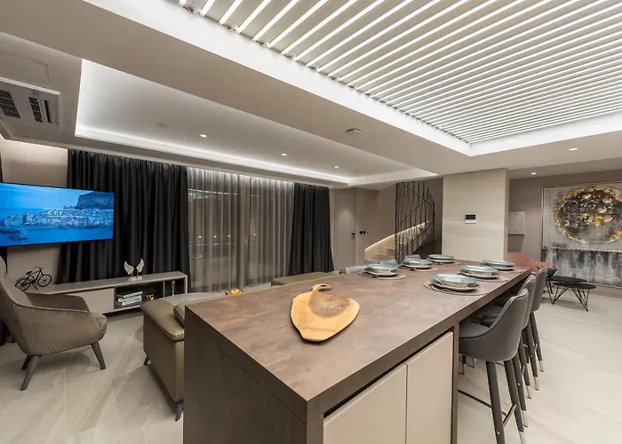 Aurelia 1 מאקרסקה