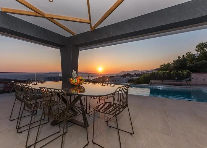 Aurelia 1 מאקרסקה