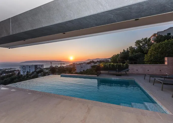 Aurelia 1 * Μακάρσκα