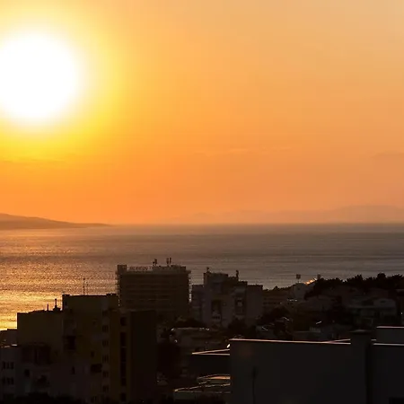 Aurelia 1 فيلة *